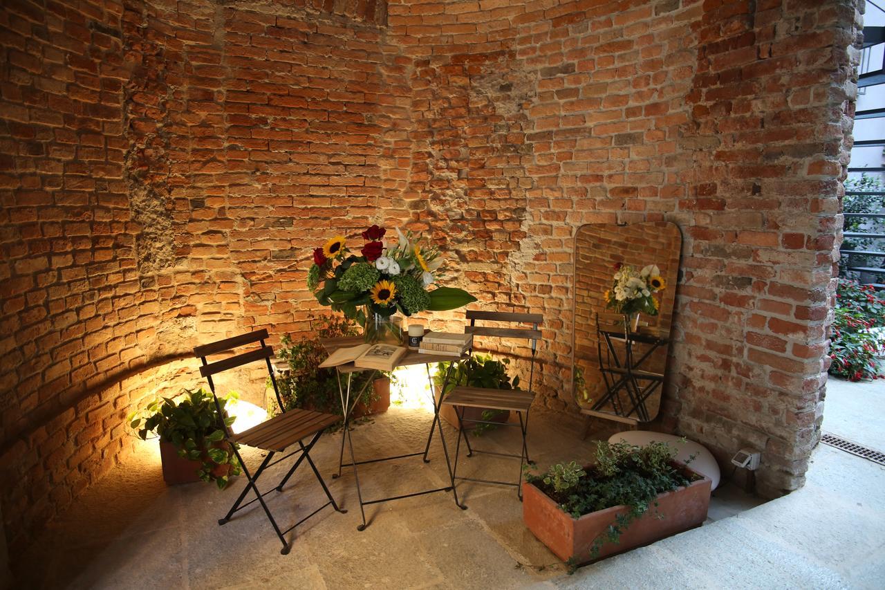 La Canonica - Charming Self-Catering Apartments In Nizza Monferrato Exterior photo