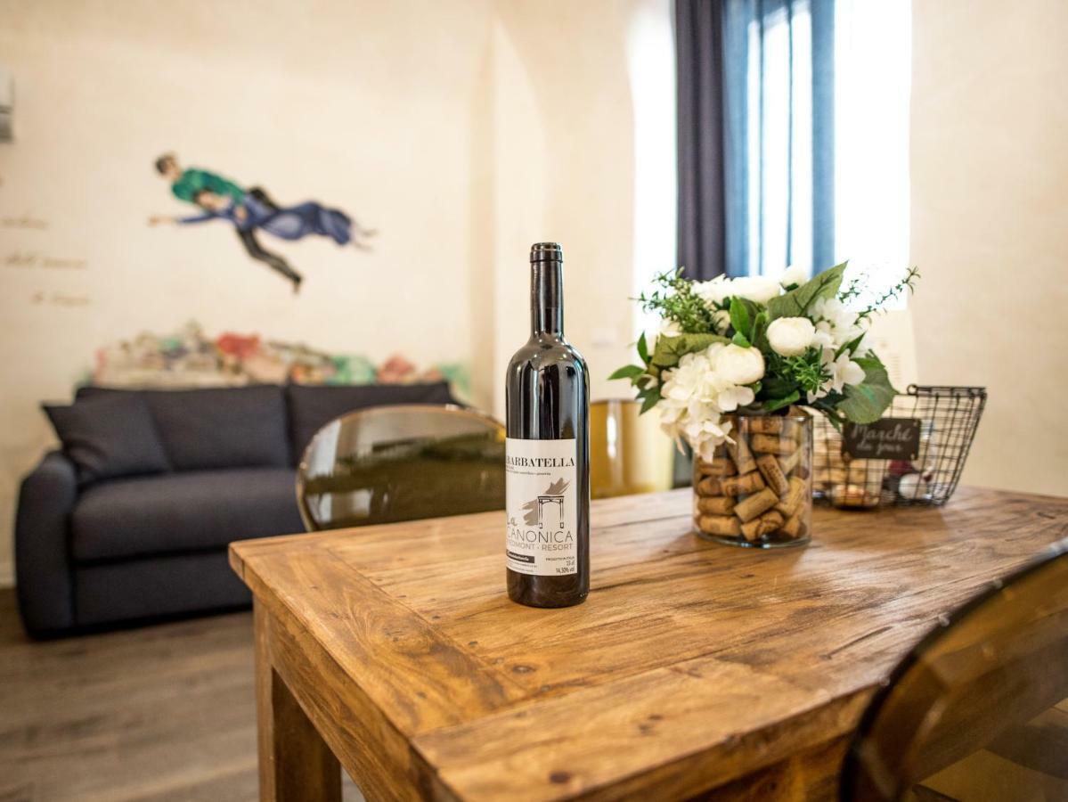 La Canonica - Charming Self-Catering Apartments In Nizza Monferrato Exterior photo