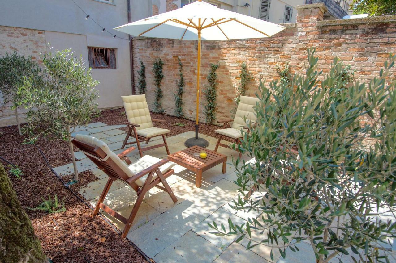 La Canonica - Charming Self-Catering Apartments In Nizza Monferrato Exterior photo